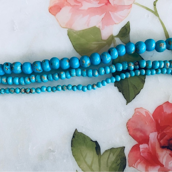 TURQUOISE TRIPLE STRAND NECKLACE - Picture 12 of 14